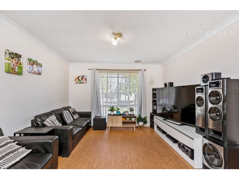 34 Kaldari Crescent, Glenfield Park NSW 2650
