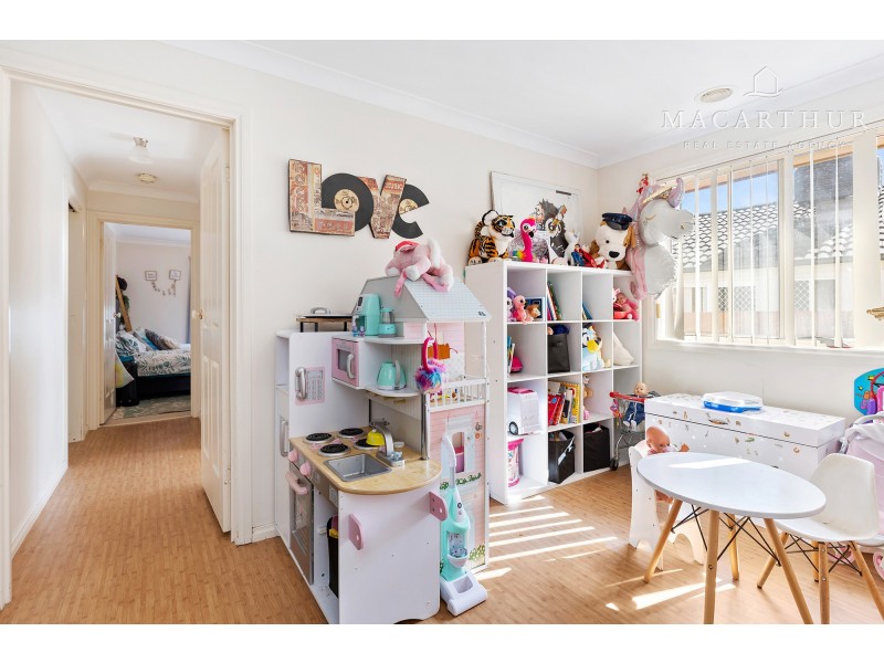 34 Kaldari Crescent, Glenfield Park NSW 2650