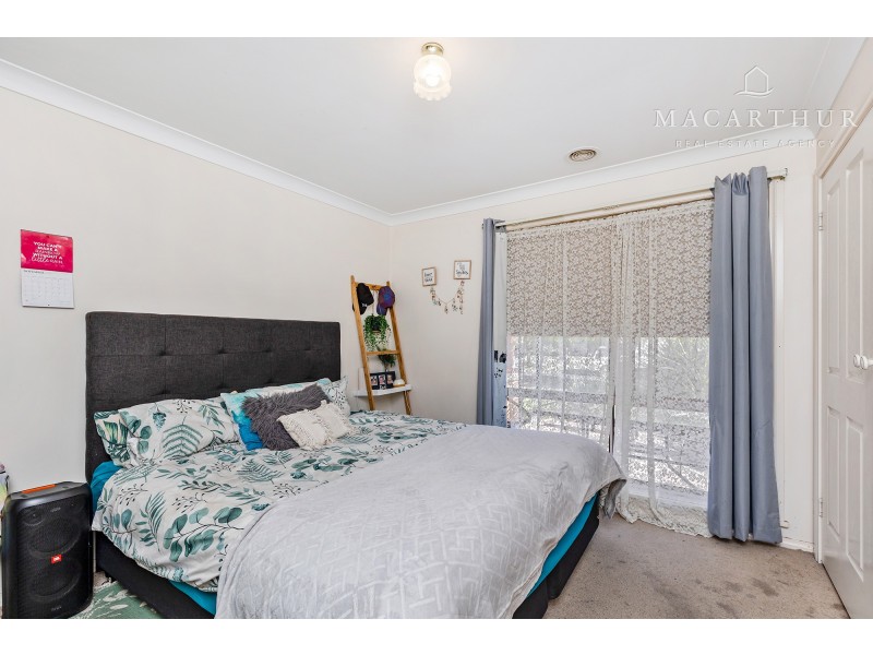 34 Kaldari Crescent, Glenfield Park NSW 2650