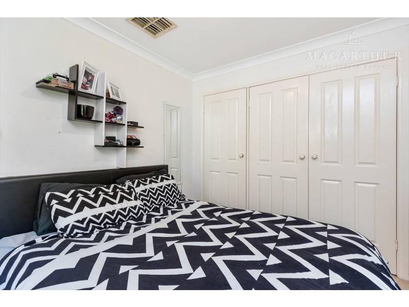 34 Kaldari Crescent, Glenfield Park NSW 2650