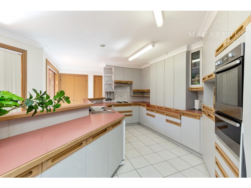 13 Kansas Drive, Tolland NSW 2650