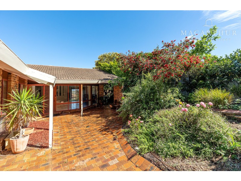 13 Kansas Drive, Tolland NSW 2650