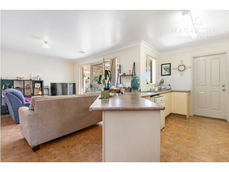 14 Kaloona Drive, Bourkelands NSW 2650