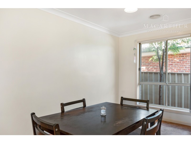 14 Kaloona Drive, Bourkelands NSW 2650