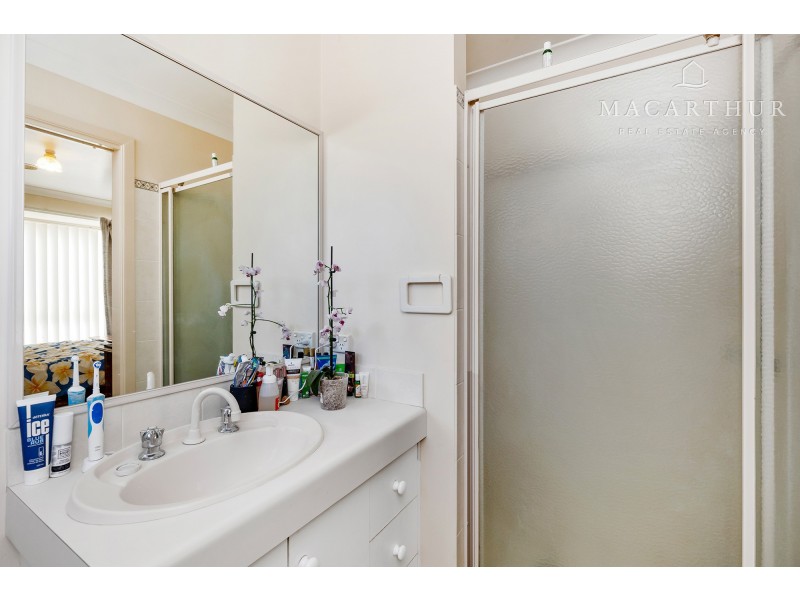 14 Kaloona Drive, Bourkelands NSW 2650