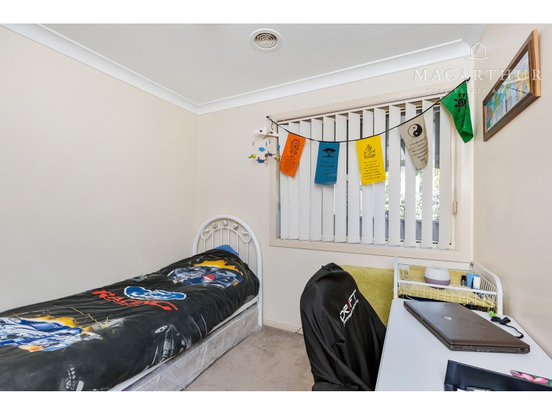 14 Kaloona Drive, Bourkelands NSW 2650