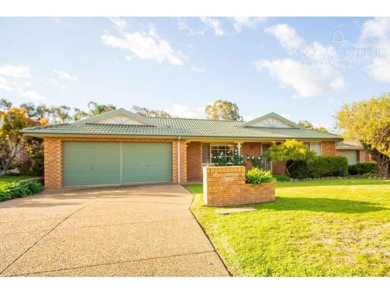 14 Corella Place, Estella NSW 2650