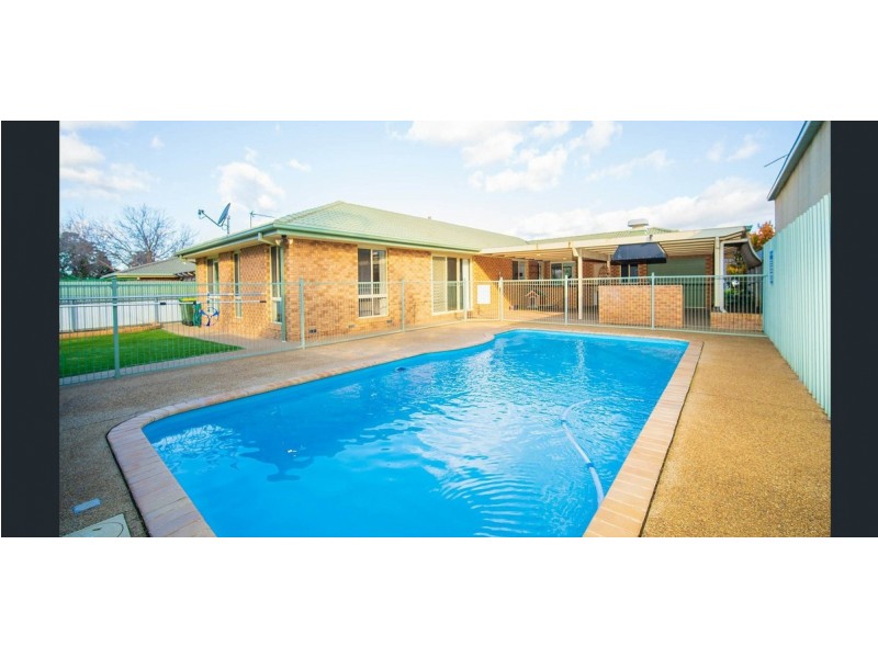 14 Corella Place, Estella NSW 2650