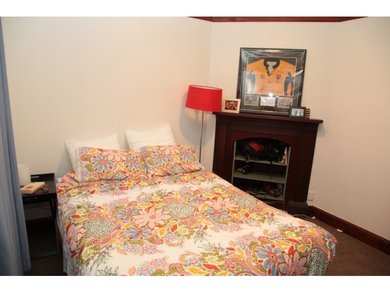 22 Albury Street, Wagga Wagga NSW 2650