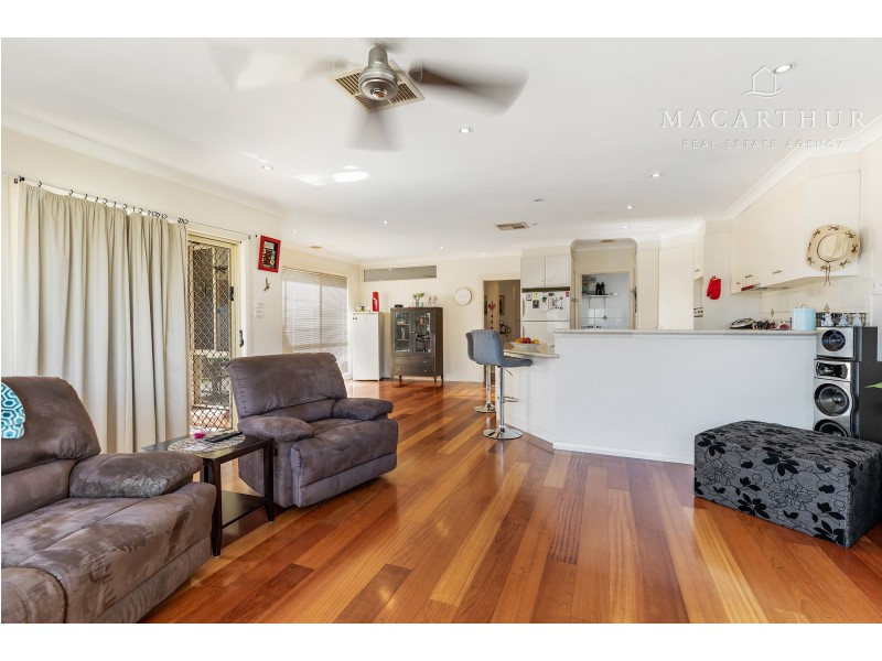 11 Werribee Road, Bourkelands NSW 2650