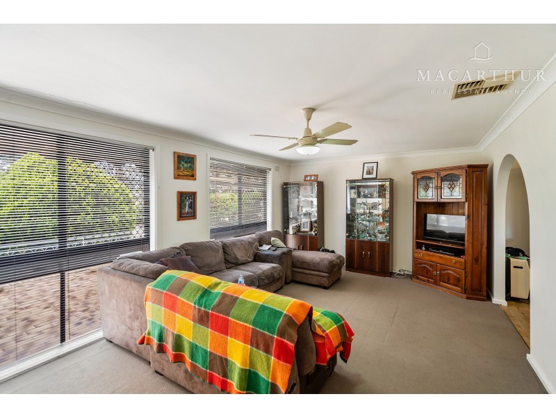 28 Cobb Street, Tolland NSW 2650