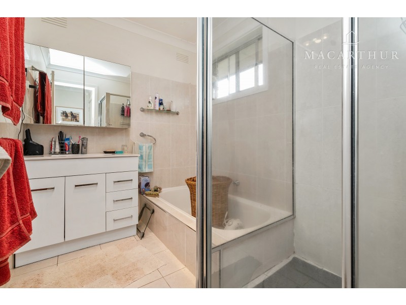 28 Cobb Street, Tolland NSW 2650