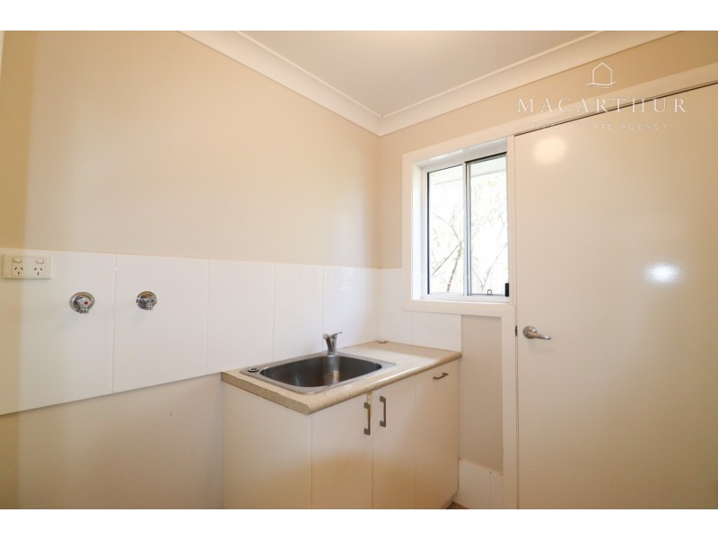 2/27 Day Street, Wagga Wagga NSW 2650