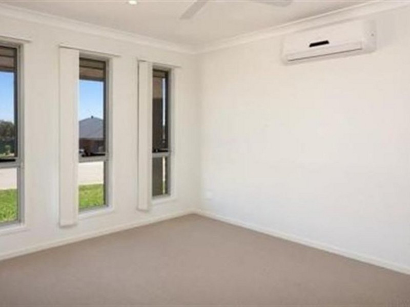 35 Melaleuca Drive, Forest Hill NSW 2651