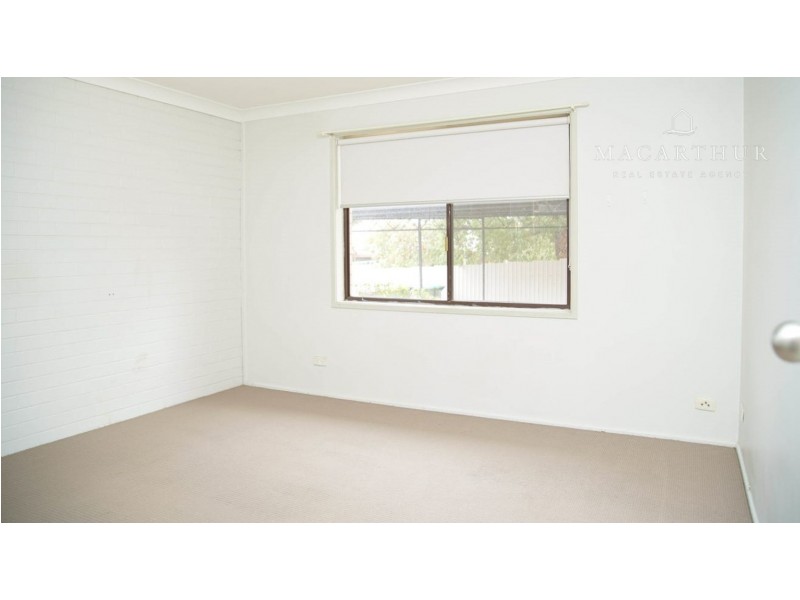 4/18 Edney Street, Kooringal NSW 2650