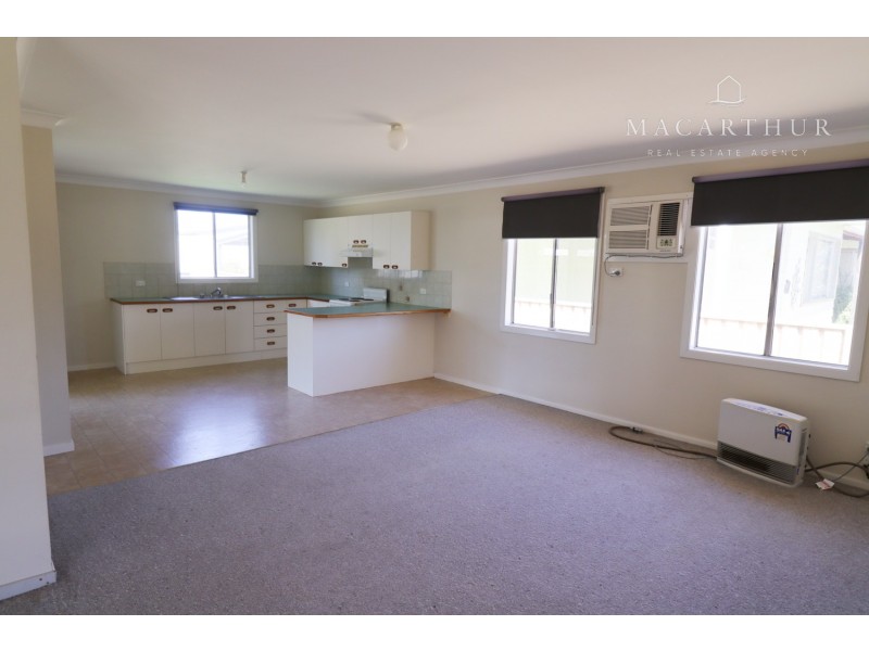 28 Galore Street, Lockhart NSW 2656