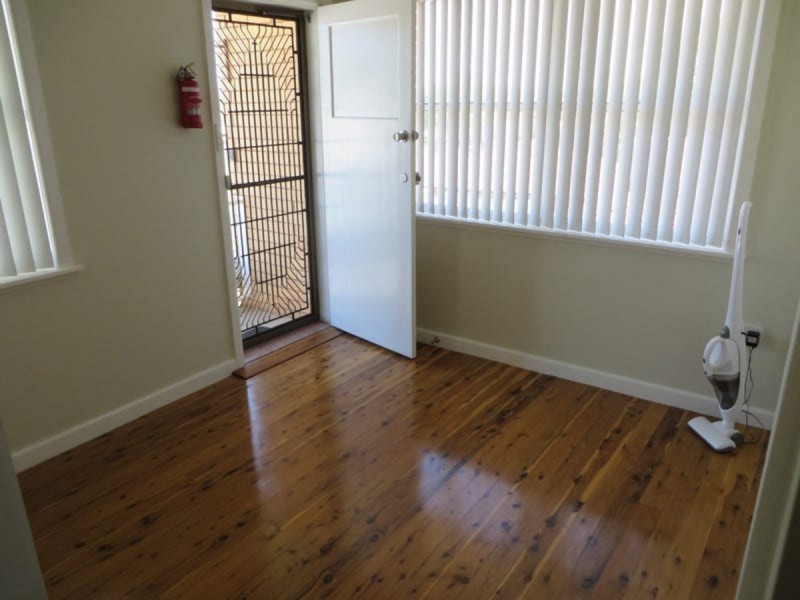 18 Ceduna Street, Wagga Wagga NSW 2650