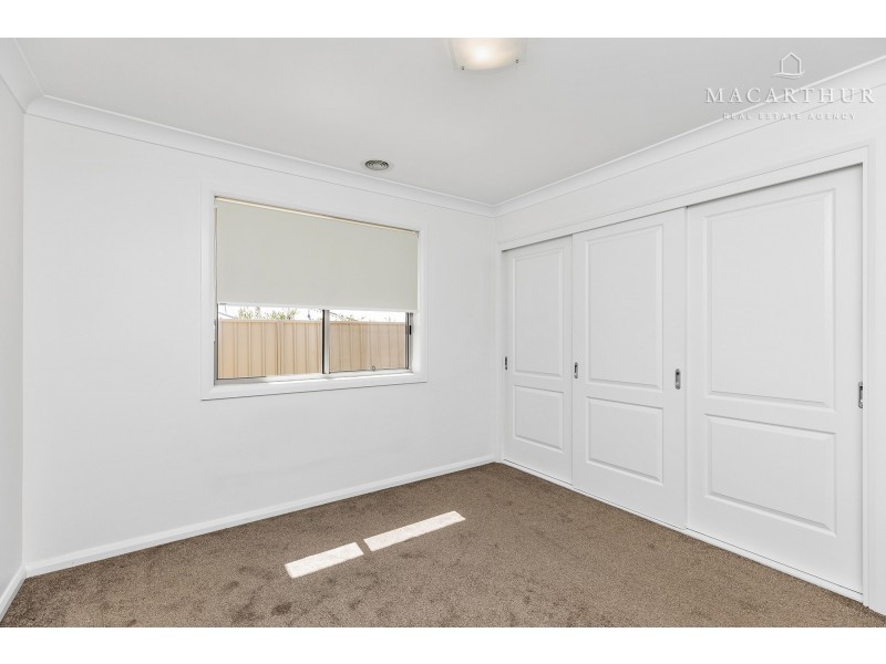 26 Darcy Drive, Boorooma NSW 2650