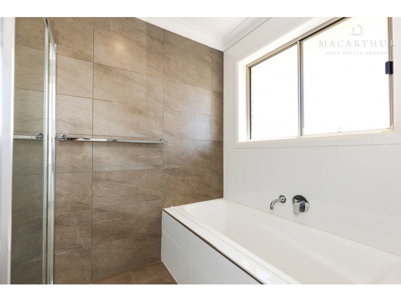 26 Darcy Drive, Boorooma NSW 2650