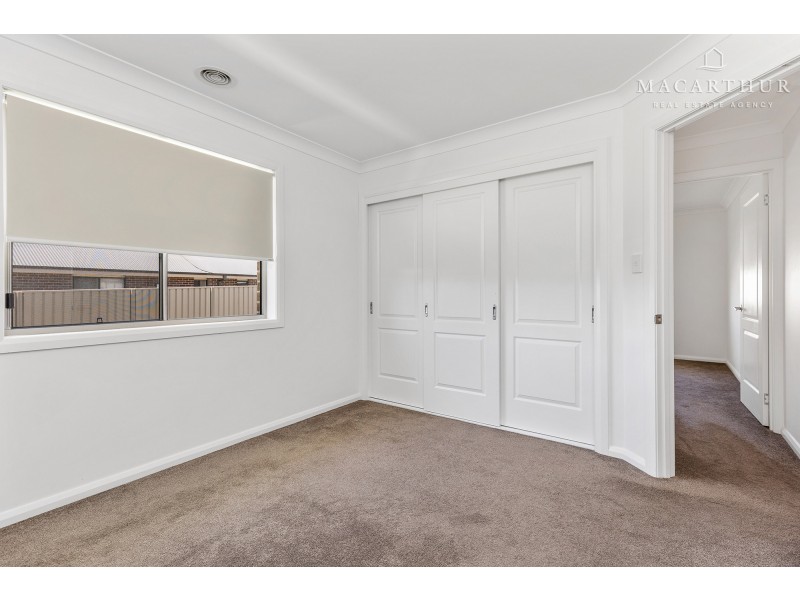 26 Darcy Drive, Boorooma NSW 2650