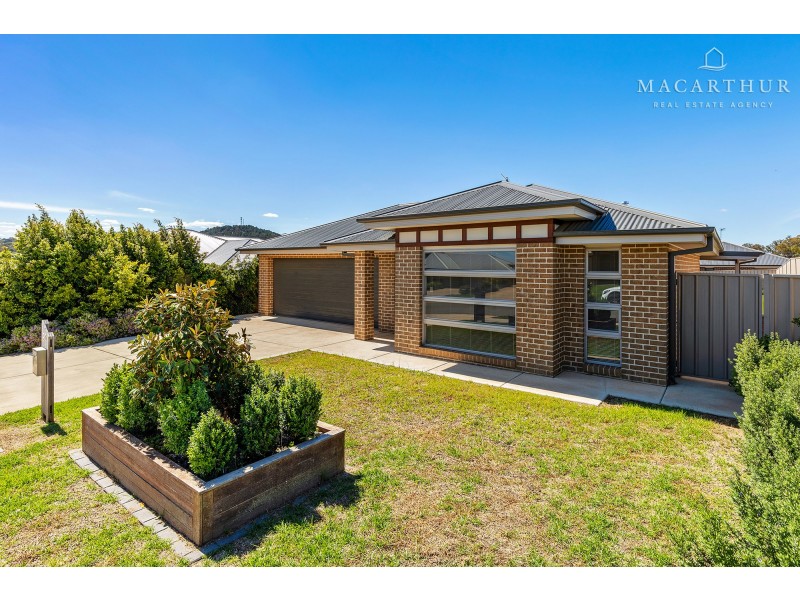 26 Darcy Drive, Boorooma NSW 2650