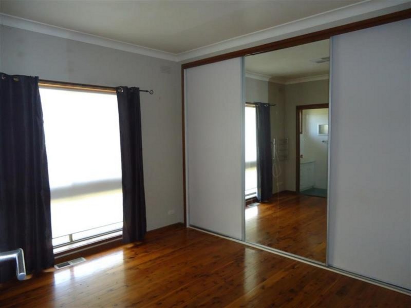 89 Leavenworth Drive, Mount Austin NSW 2650