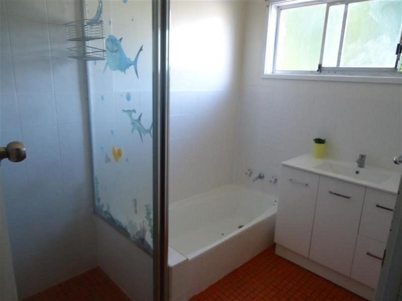 89 Leavenworth Drive, Mount Austin NSW 2650