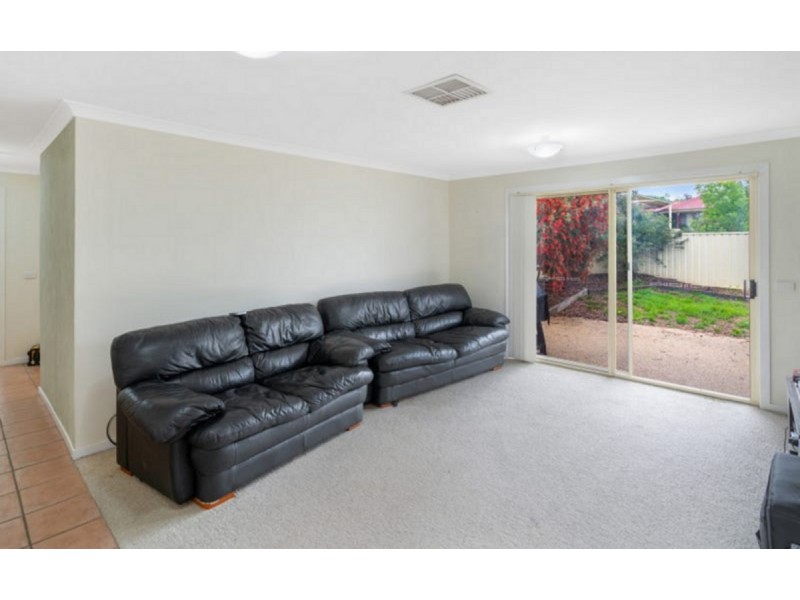 5 Clipper Way, Estella NSW 2650
