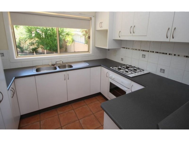 5 Clipper Way, Estella NSW 2650