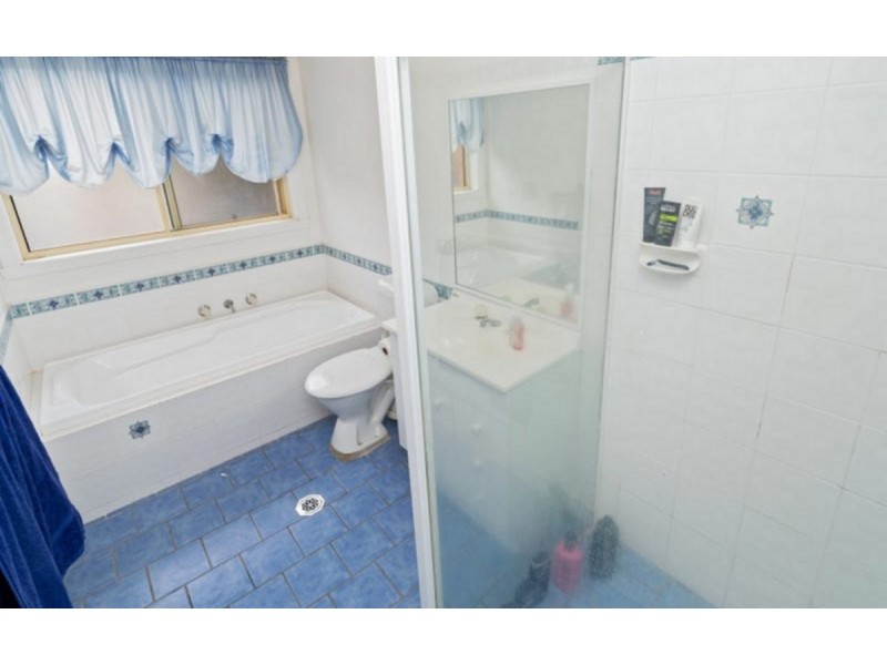 5 Clipper Way, Estella NSW 2650