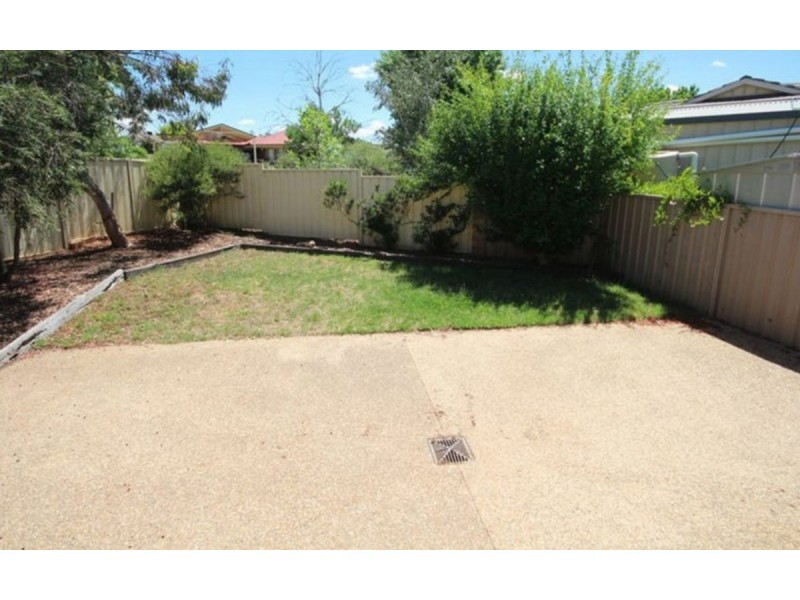 5 Clipper Way, Estella NSW 2650
