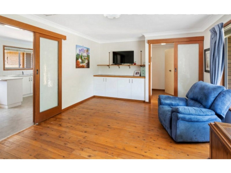 17 Willow Street, Kooringal NSW 2650