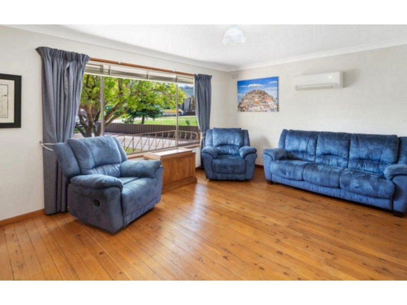 17 Willow Street, Kooringal NSW 2650