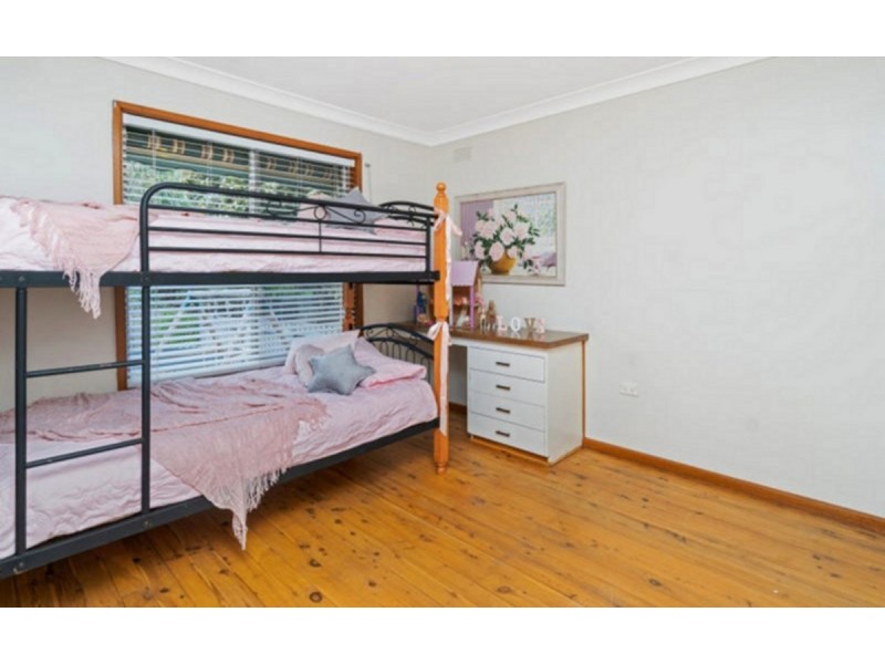 17 Willow Street, Kooringal NSW 2650