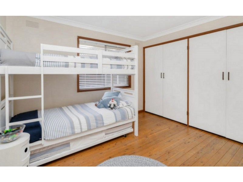 17 Willow Street, Kooringal NSW 2650