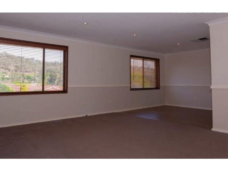 25 Kilpatrick Street, Kooringal NSW 2650