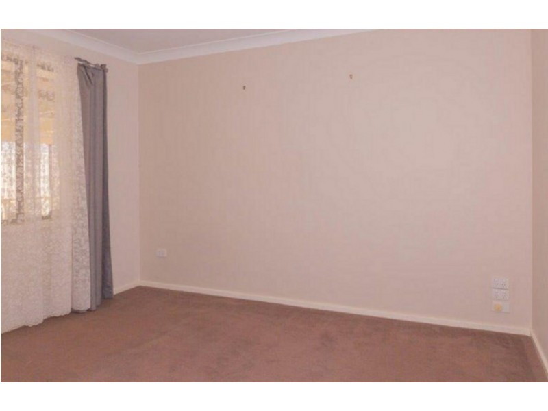 25 Kilpatrick Street, Kooringal NSW 2650