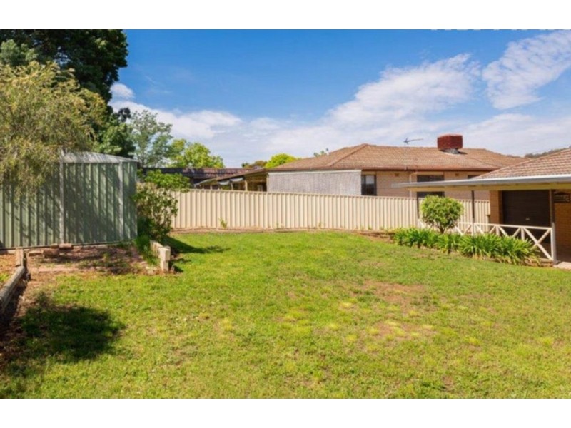 25 Kilpatrick Street, Kooringal NSW 2650