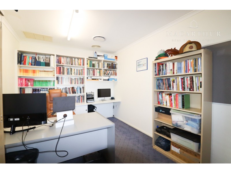 34 McKeown Street, Estella NSW 2650