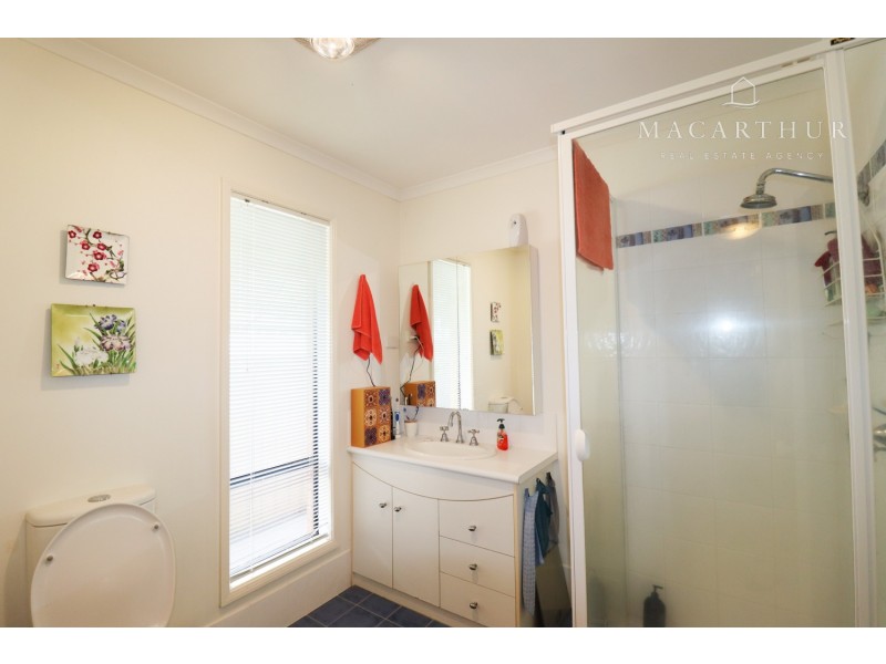 34 McKeown Street, Estella NSW 2650