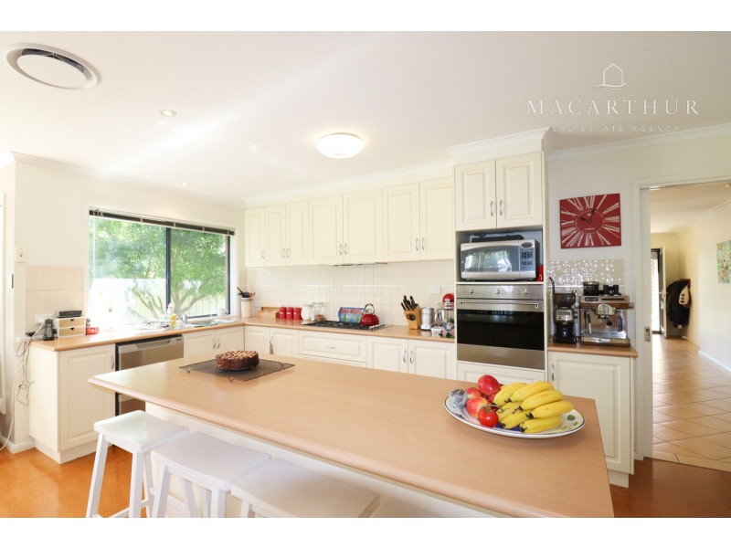 34 McKeown Street, Estella NSW 2650