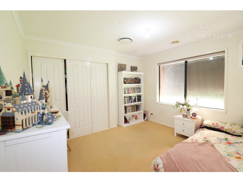 34 McKeown Street, Estella NSW 2650