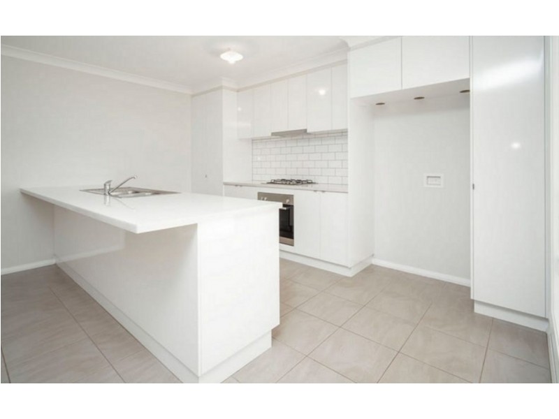 6 Ellerslie Street, Gobbagombalin NSW 2650