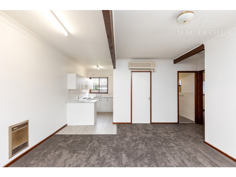 2/12 Marloo Crescent, Kooringal NSW 2650