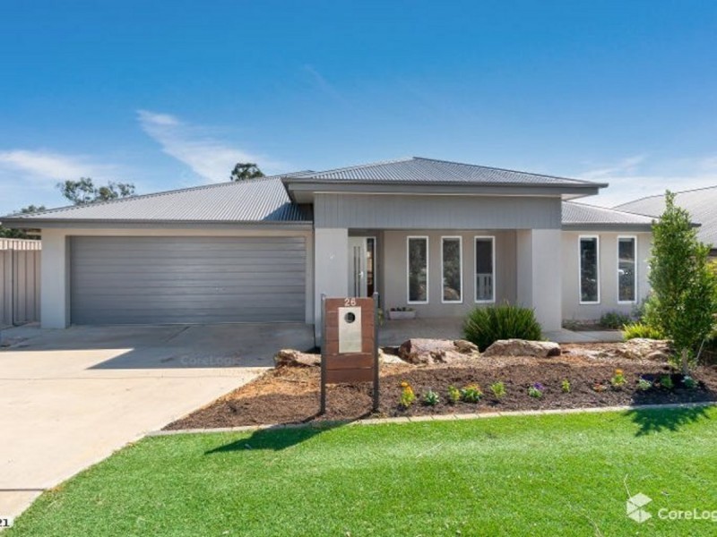 26 Barton Avenue, Lloyd NSW 2650