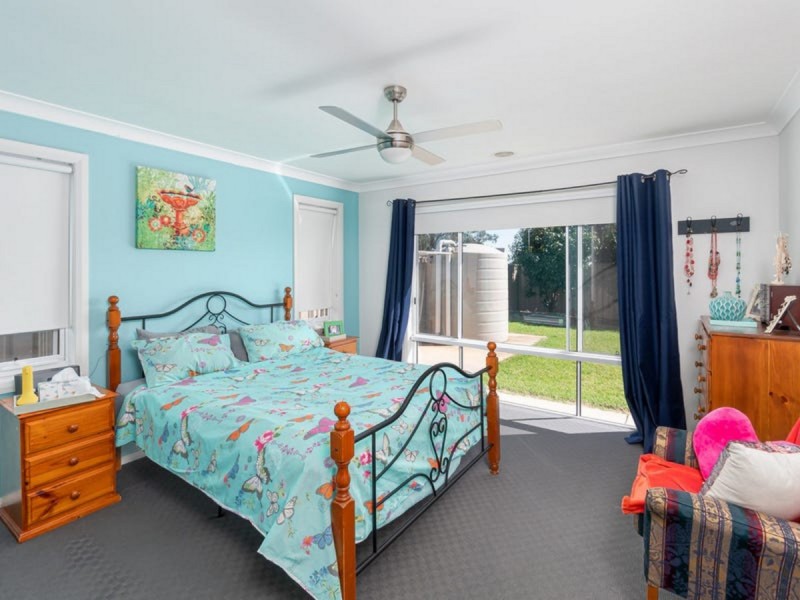 26 Barton Avenue, Lloyd NSW 2650