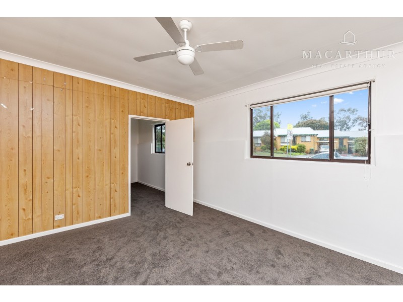 2/12 Marloo Crescent, Kooringal NSW 2650