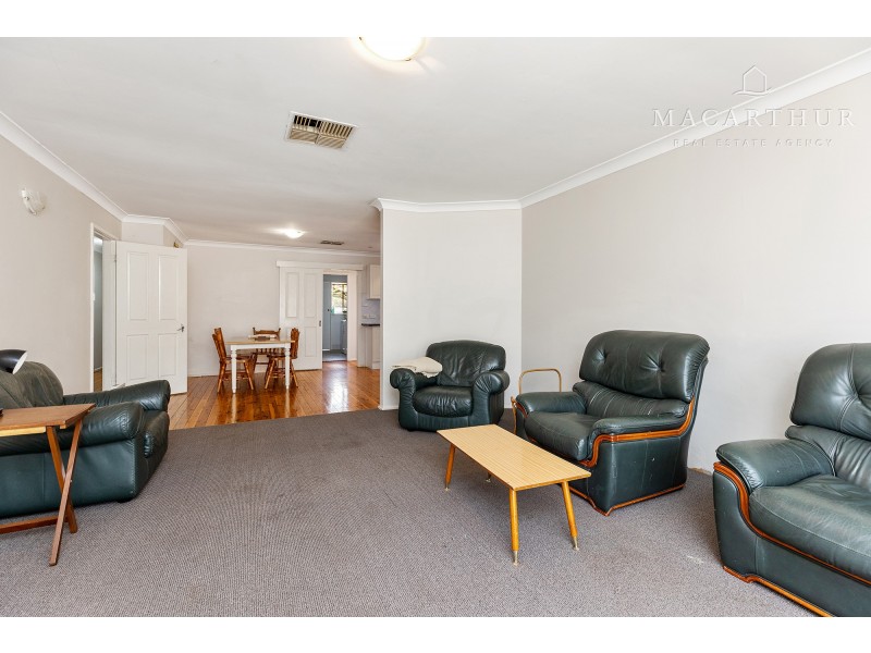 63 Leavenworth Drive, Mount Austin NSW 2650