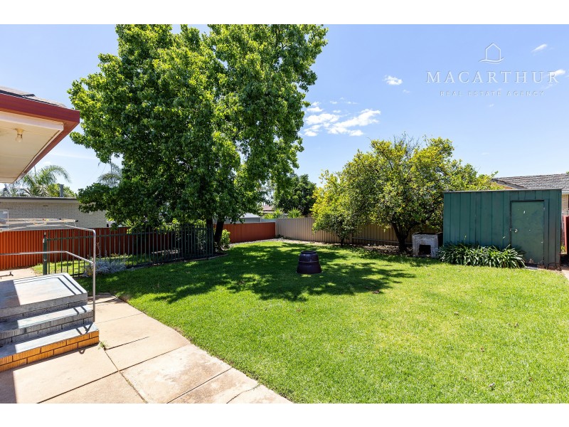 63 Leavenworth Drive, Mount Austin NSW 2650