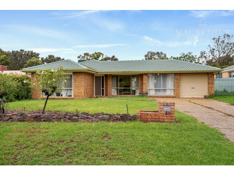 20 Doman Street, Estella NSW 2650